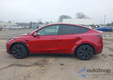 2024 Tesla Model Y z USA, uszkodzony, nr VIN 7SAYGDED5RA326294